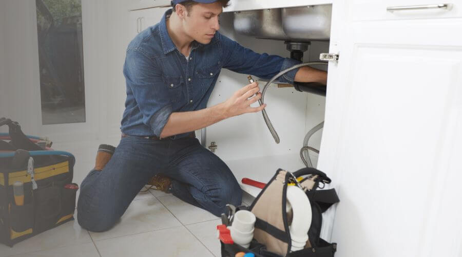 Professional water heater repair in Glasford, IL